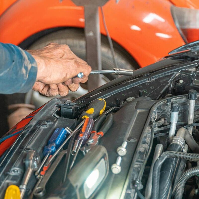 Tuzzolino revisioni auto e moto